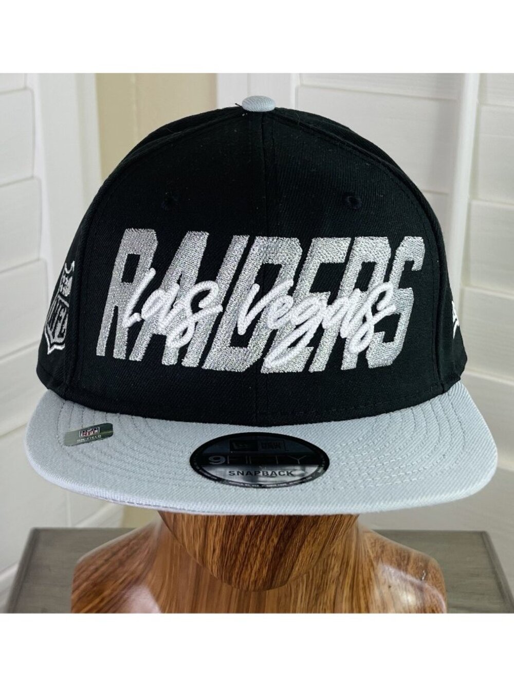 New Era 9Fifty Snapback NFL Las Vegas Raiders Draft Day Adjustable Hat - NWT